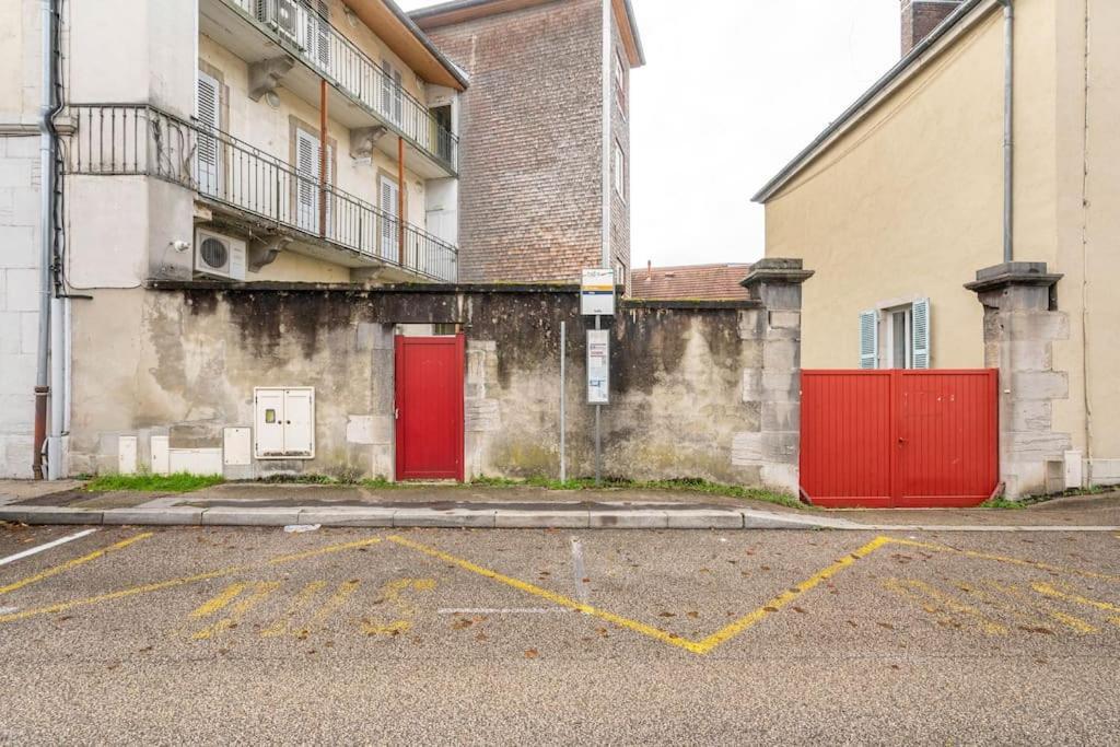 Superbe Appartement Avec Parking Gratuit ロン・ル・ソーニエ エクステリア 写真