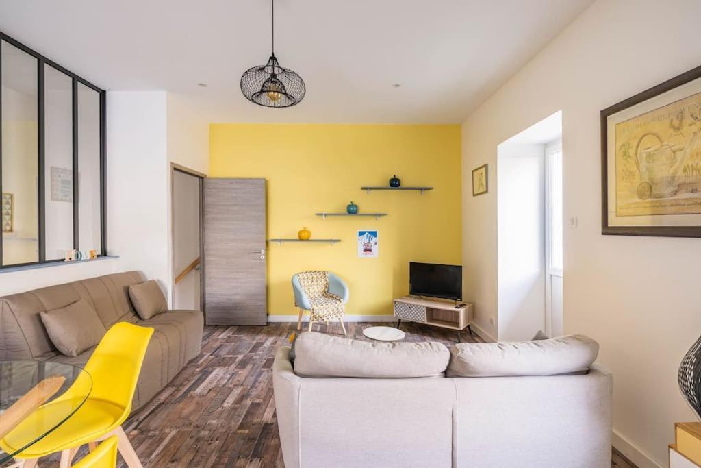 Superbe Appartement Avec Parking Gratuit ロン・ル・ソーニエ エクステリア 写真