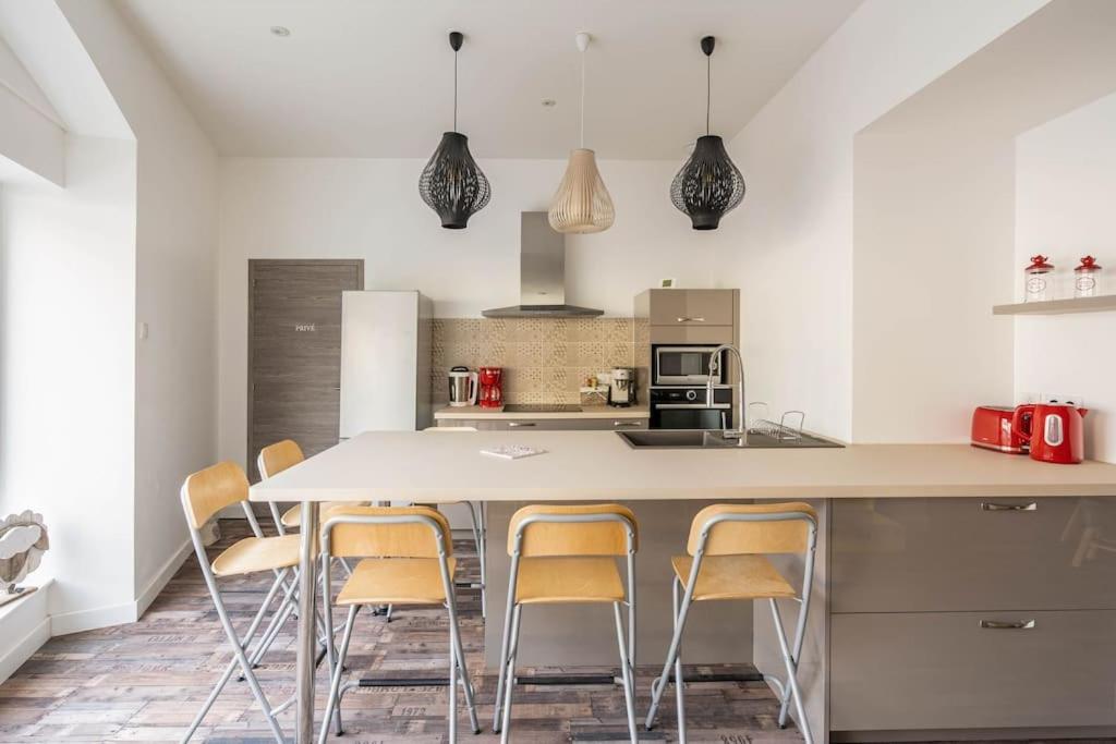 Superbe Appartement Avec Parking Gratuit ロン・ル・ソーニエ エクステリア 写真