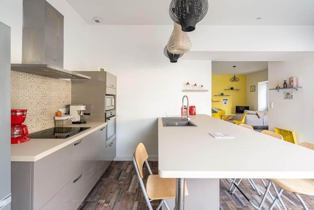 Superbe Appartement Avec Parking Gratuit ロン・ル・ソーニエ エクステリア 写真